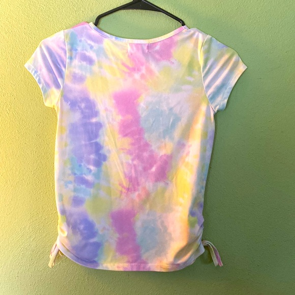42 💜Girls size 10/12 tie dye pastel shirt with flip sequin heart - Picture 2 of 5
